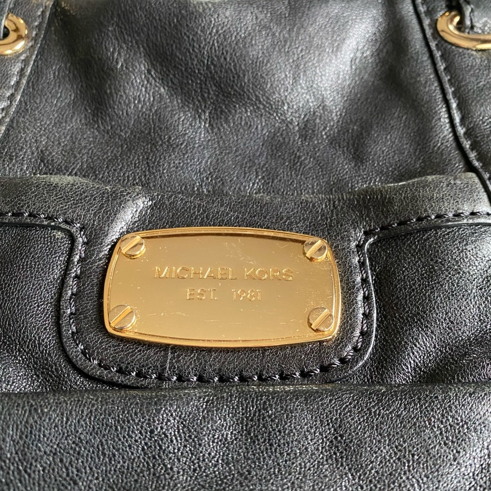 Michael Kors Black Crossbody Bag with Gold Accents - Picture 4 of 7
